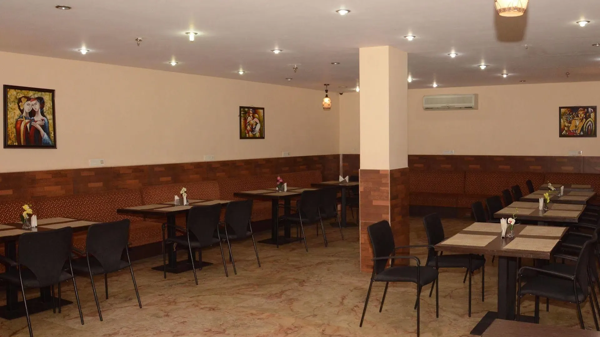 Hotel Vedas Heritage - Karol Bagh Delhi  Delhi (National Capital Territory of India)